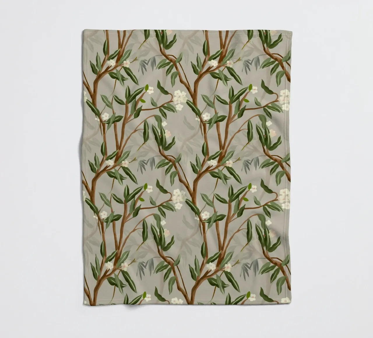 Chinoiserie branches and small white flowers pattern handpai coperta in pile da mysteriouscoco
