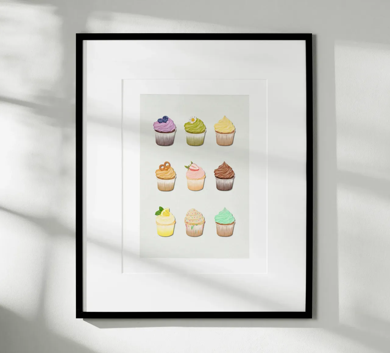 Stampa di cupcake stravaganti - Dolci per bambini e cucine poster con telaio in alluminio da Sprouts & Sparks