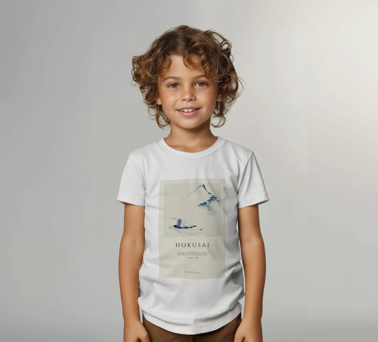 Hokusai - A Person in a Small Boat on a River with Mount Fuji in the Background II t-shirt bambini da Vintage by JUNIQE
