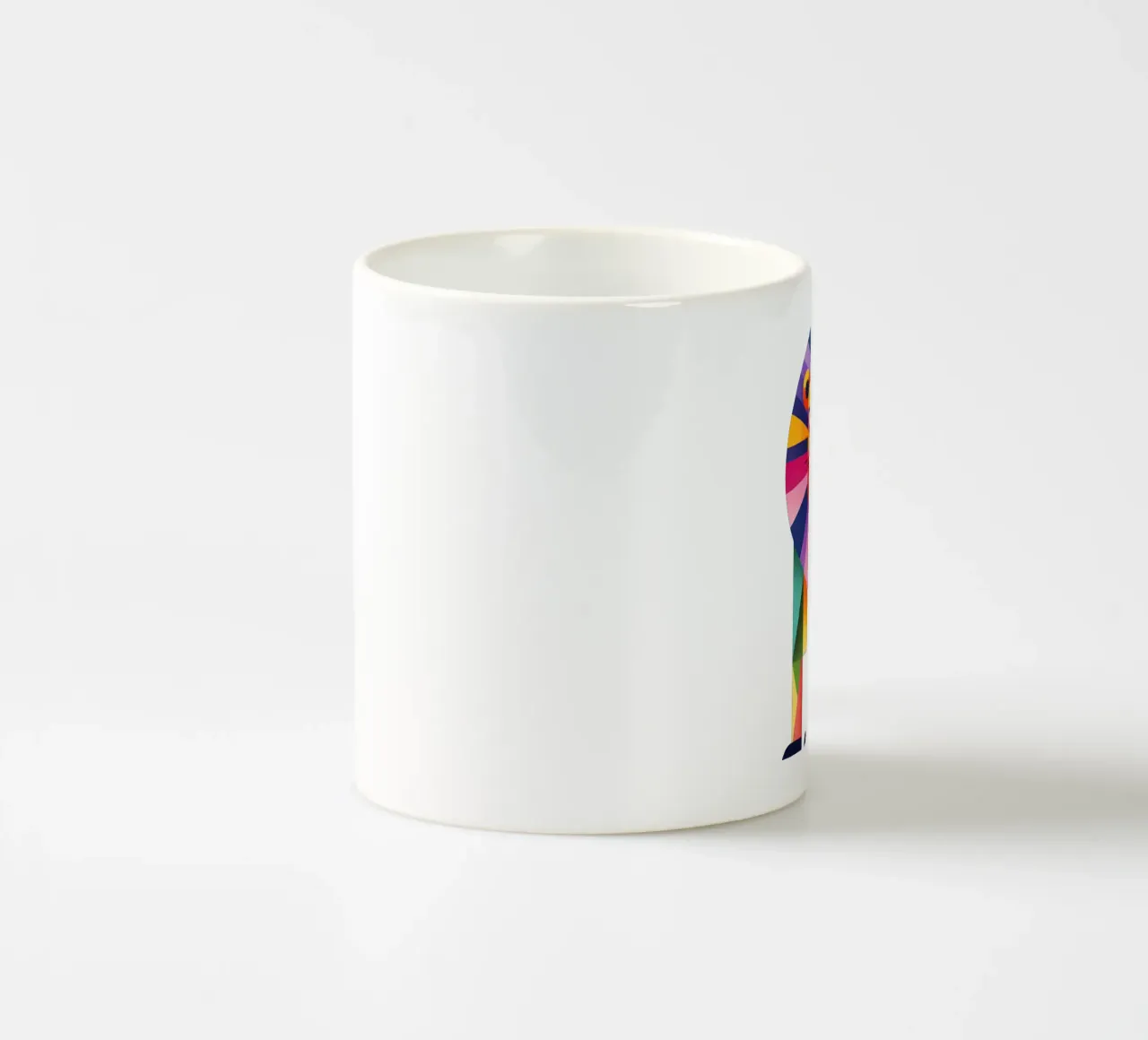 Leone geometrico colorato di tendenza tazza in ceramica da Urban Life