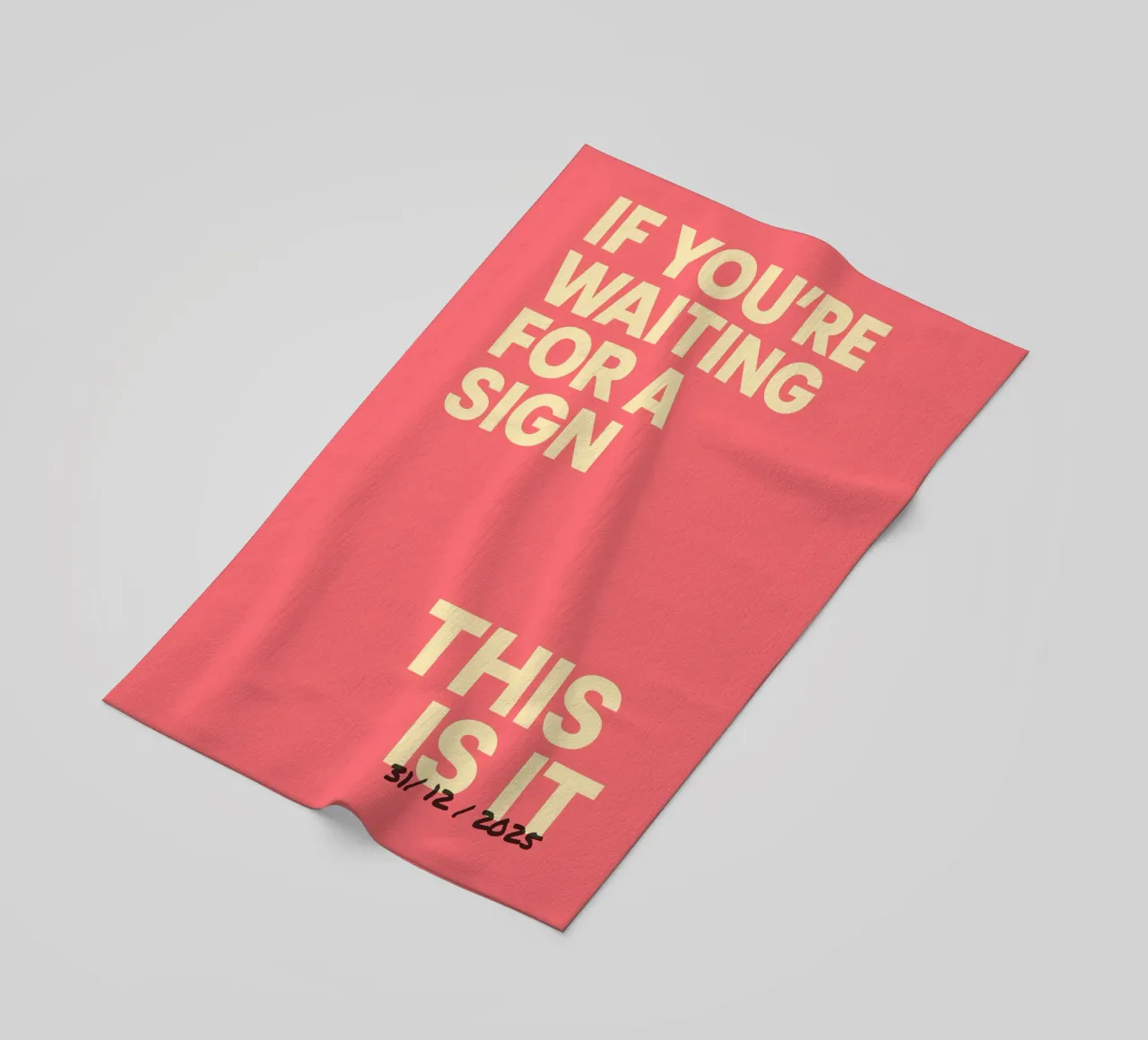 Manifesto "This Is It" - datato individualmente telo mare da FRAMELY