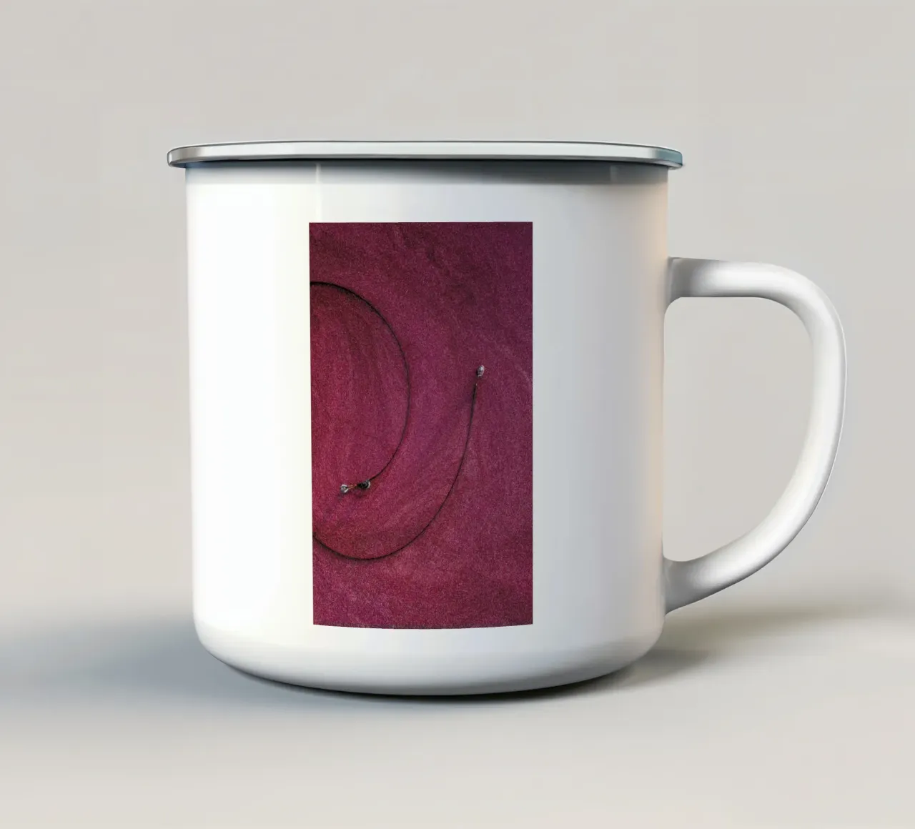 Cranberries I tazza in smalto da METROPOLIS