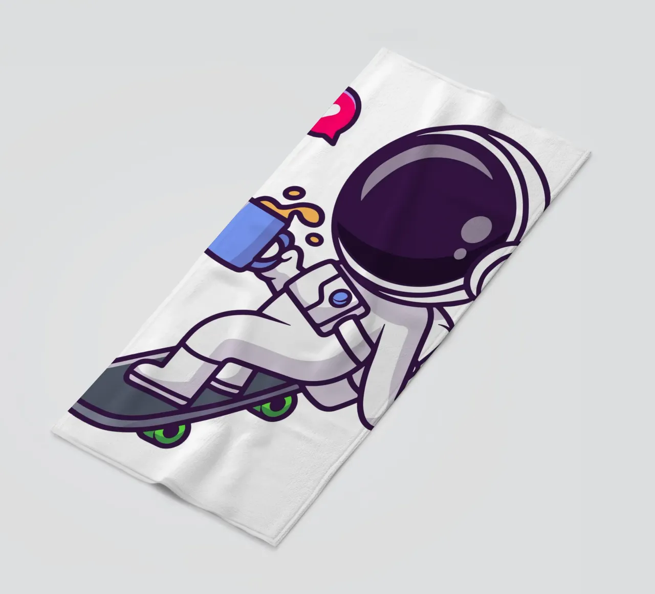 Astronauta carino che gioca con lo skateboard con il caffè telo mare da brockcon Shop