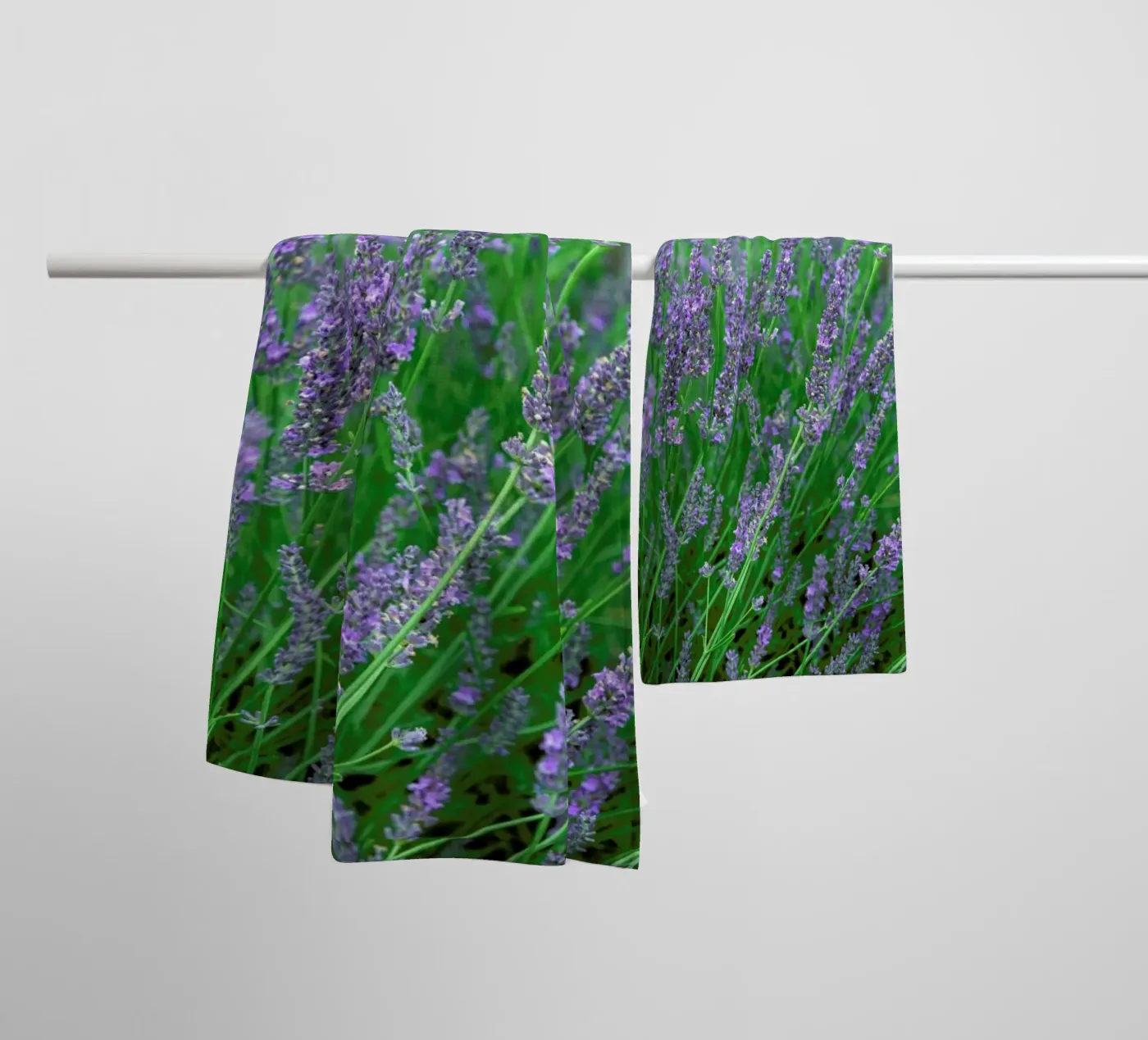 Lavender badhanddoek van Curious Collections by Marielle Leenders