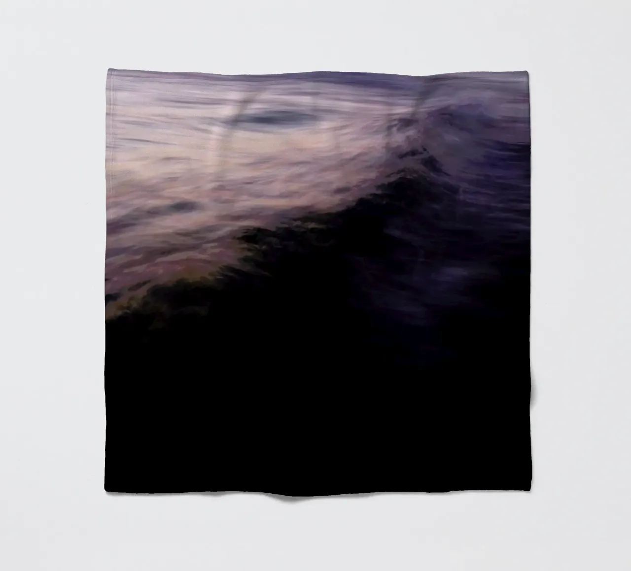 The Uniqueness of Waves XVII coperta in pile da Tal Paz-Fridman