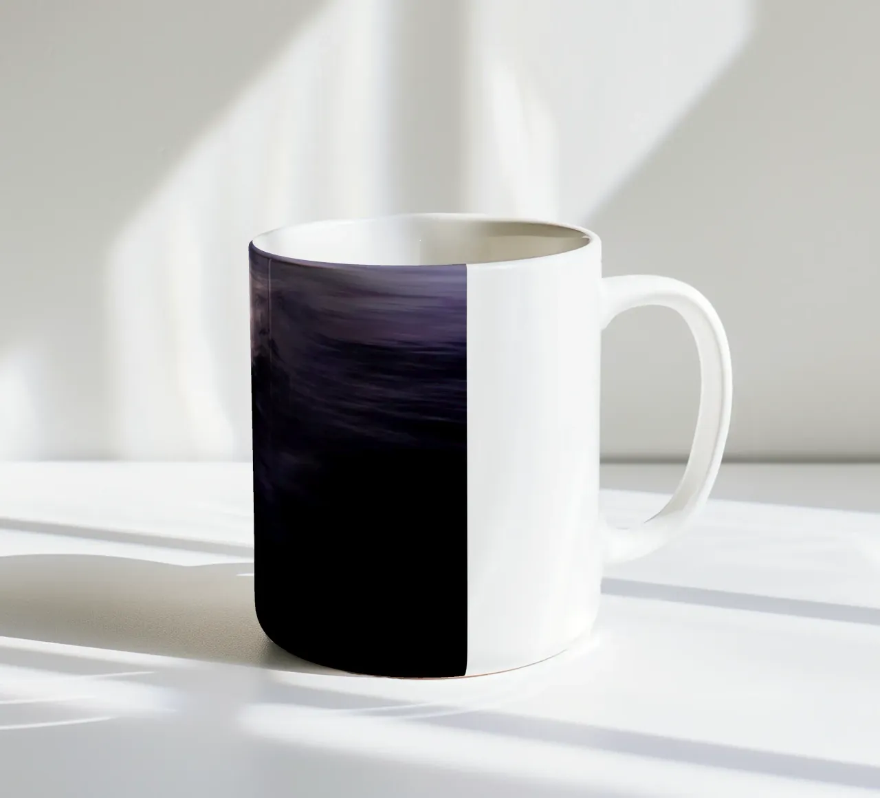 The Uniqueness of Waves XVII tazza in ceramica da Tal Paz-Fridman