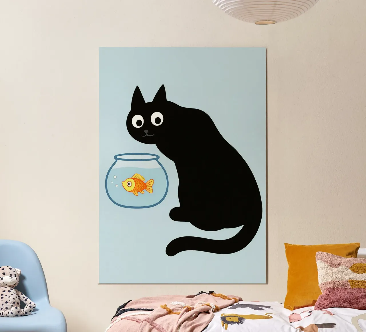 Chat regardant dans un bocal à poisson en or alu dibond de the gindils