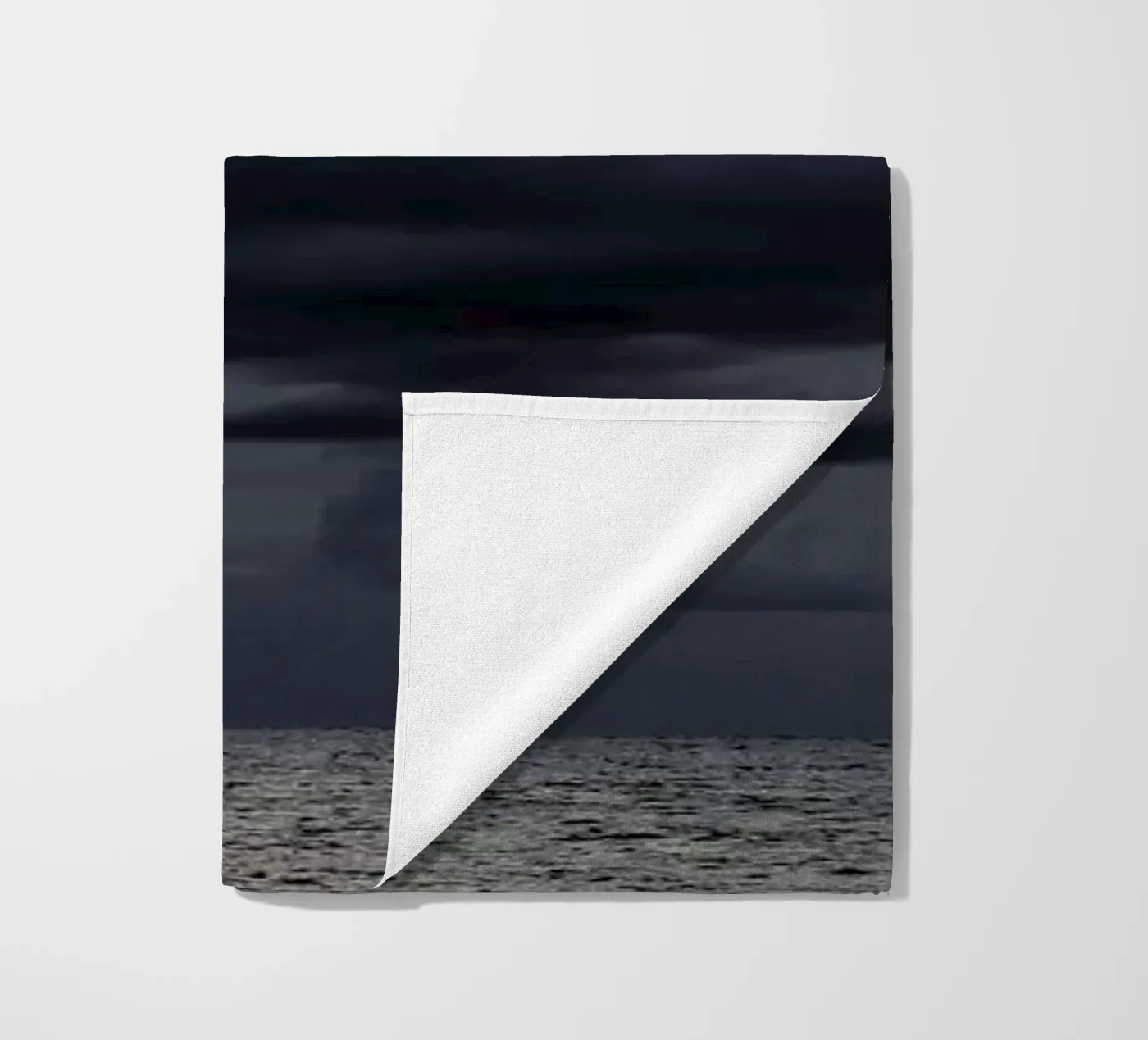 Seaside #8 telo mare da Tal Paz-Fridman