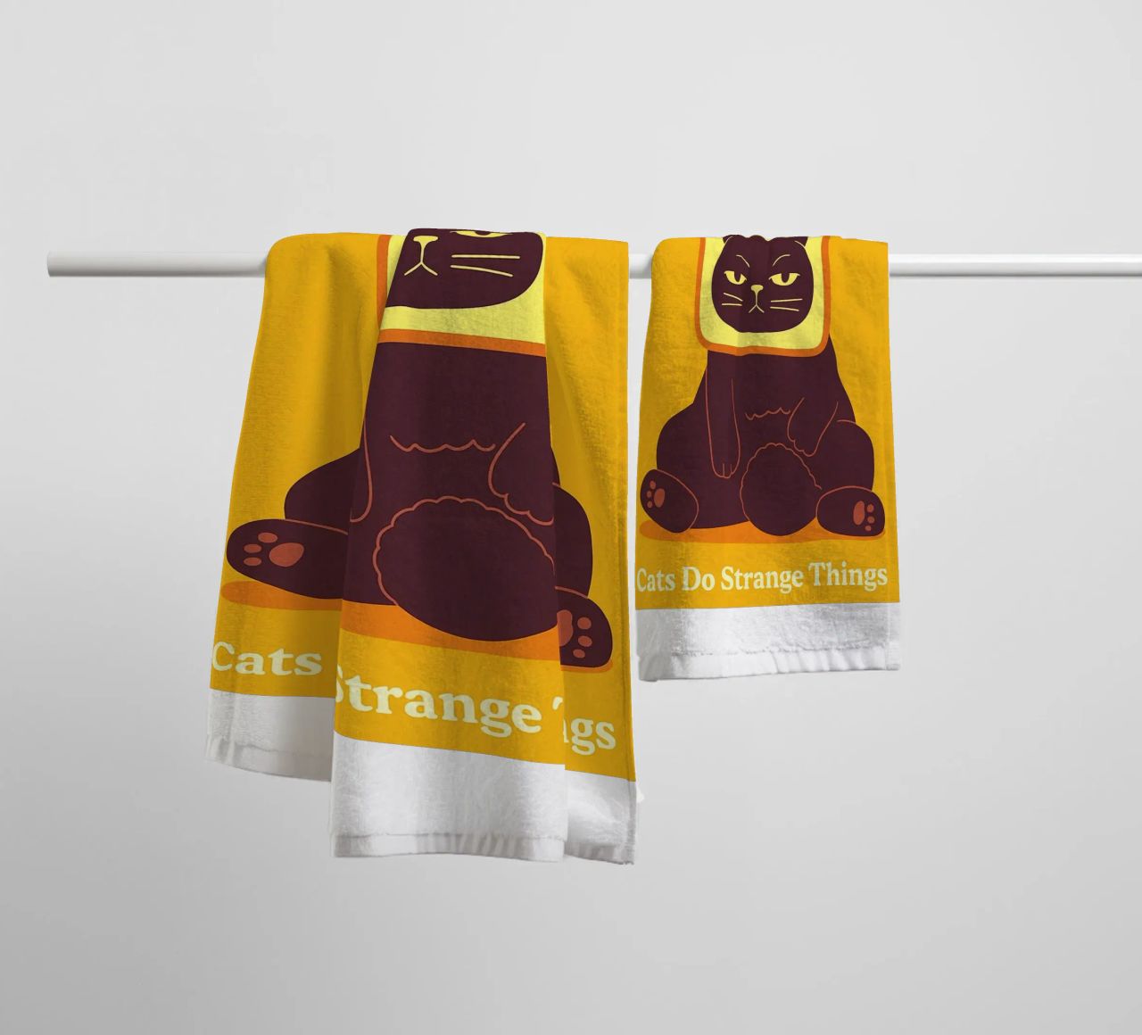 Toast pour chat Les chats font des choses étranges serviette de bain de the gindils