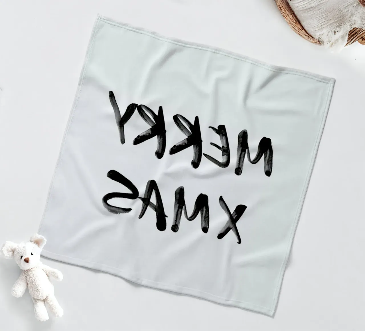 Merry Xmas coperta in pile da daylight design studio