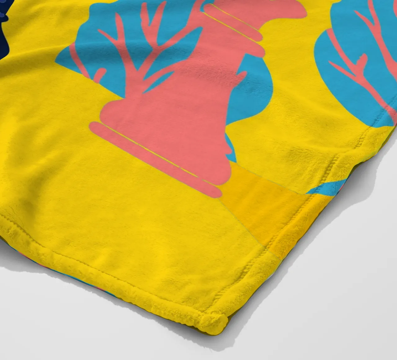 Chess Pattern fleece blanket by TODAY'S SHOP