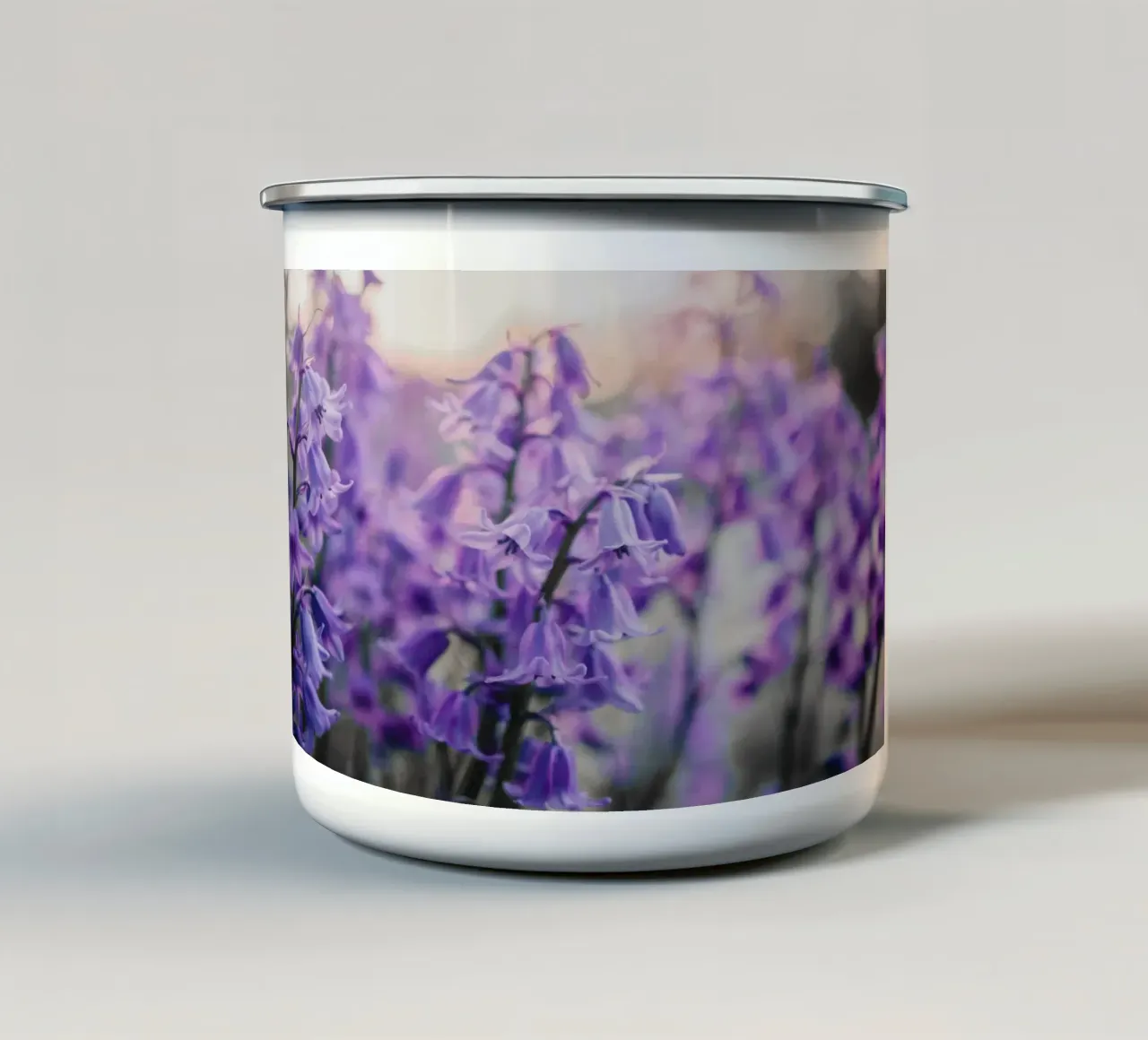 Purple flowers tazza in smalto da Sibbershusum
