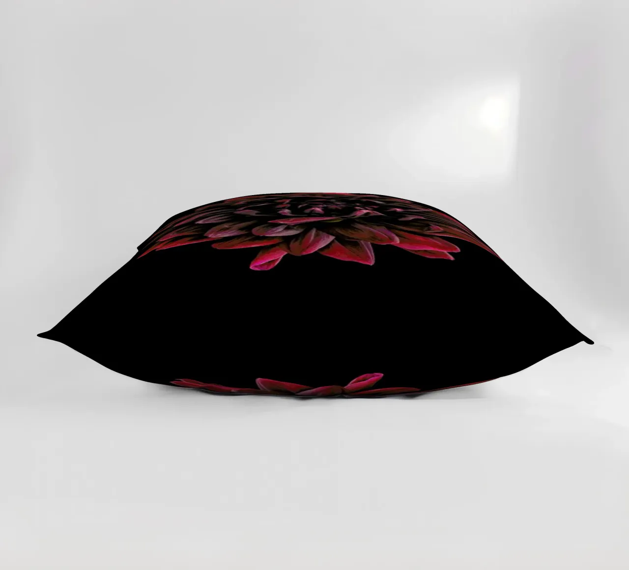 Dahlia 3 cuscino da Curious Collections by Marielle Leenders