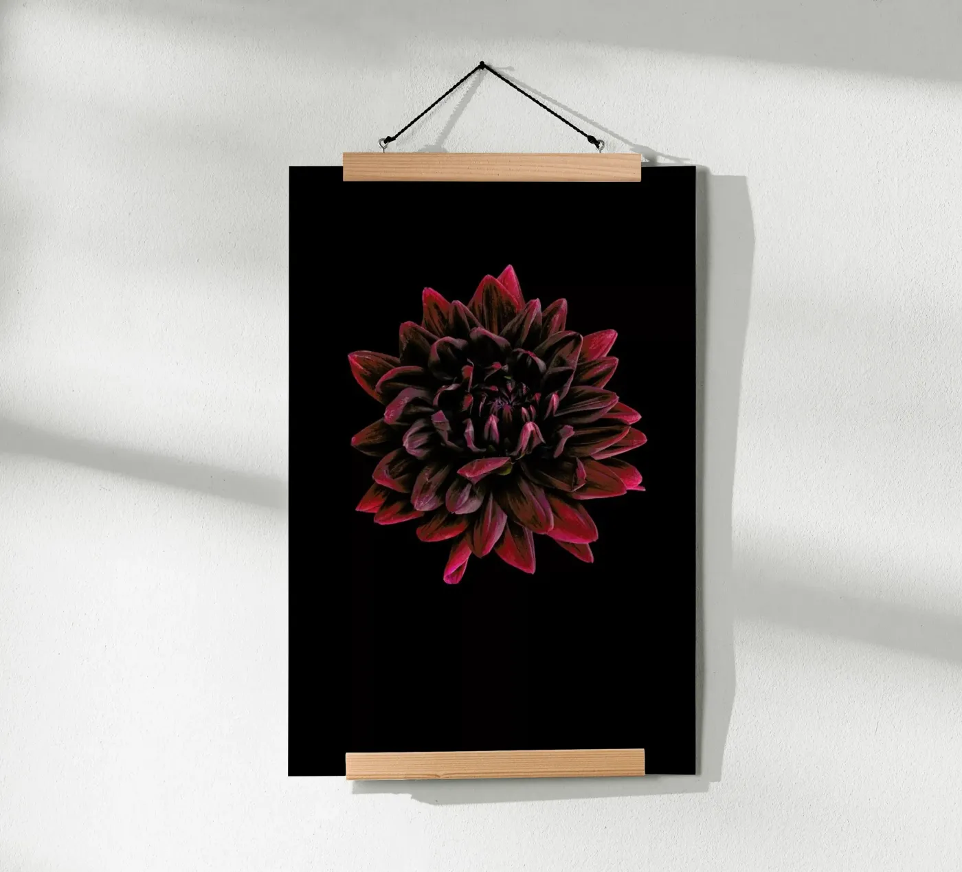 Dahlia 3 poster da Curious Collections by Marielle Leenders
