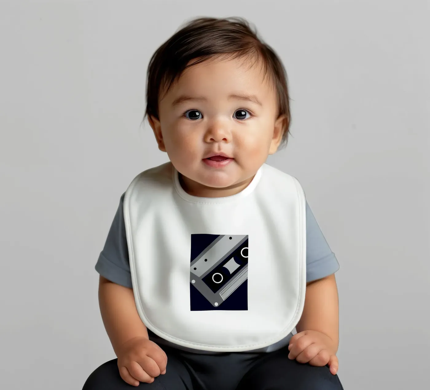 Cassettes bavaglino da LOOK DIFFERENT