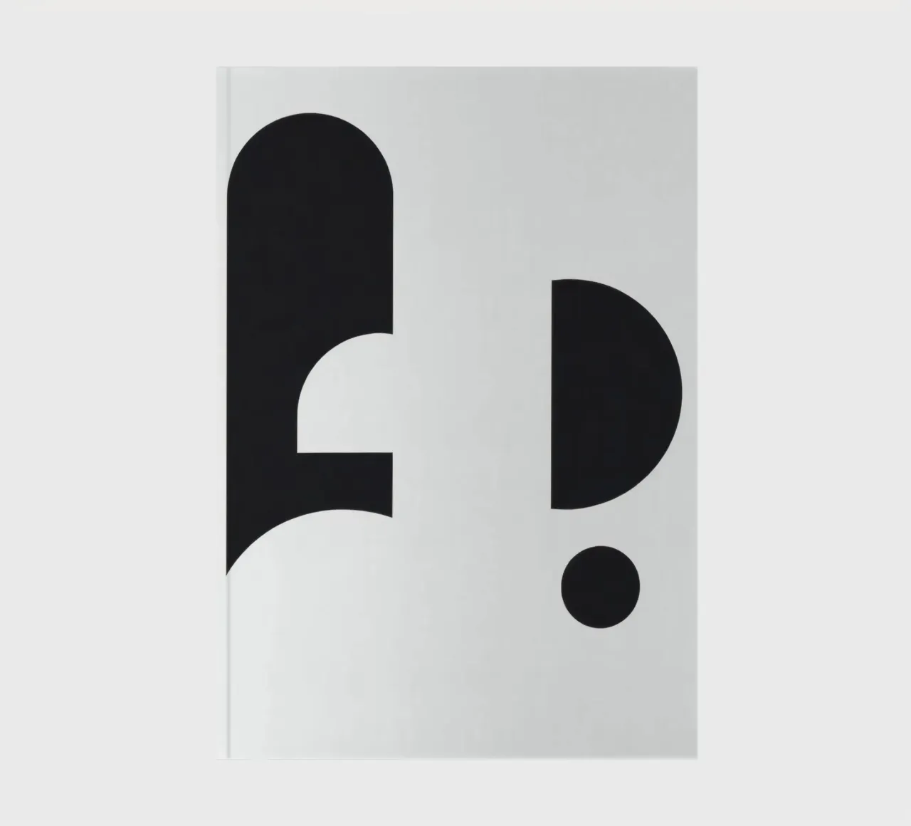 Abstraktes Design mit schwarzen Formen auf weißem Hintergrund Notizbuch von DesignDoodle