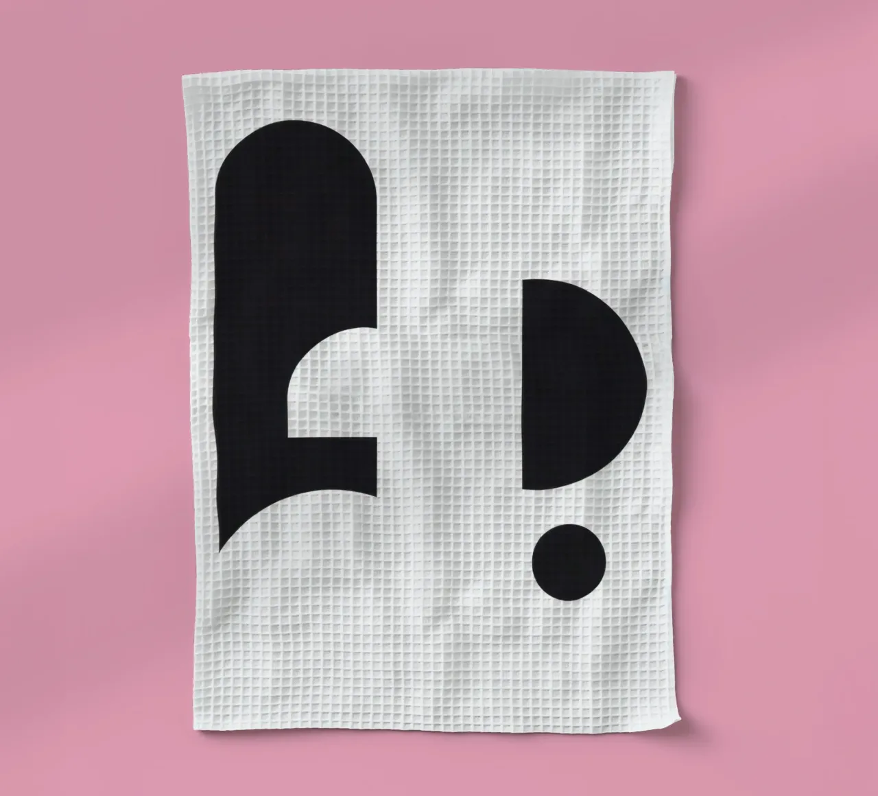 Abstract ontwerp met zwarte vormen op een witte achtergrond theedoek van DesignDoodle