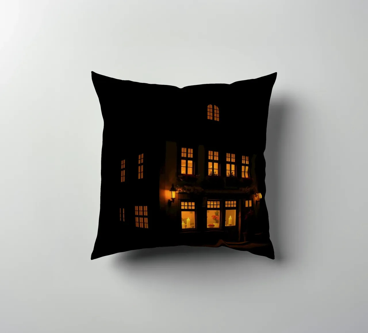 Serata accogliente in una casa di charme con luci calde e splendenti cuscino da DesignDoodle