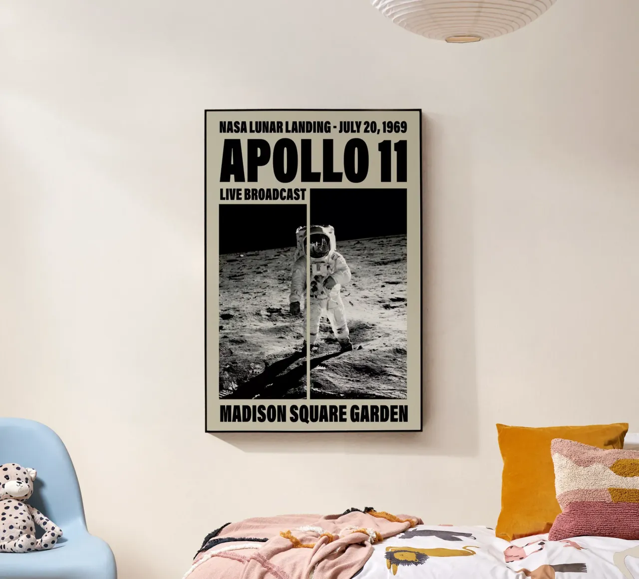 Apollo 11, Madison Square Garden plexiglass da Vintage by JUNIQE