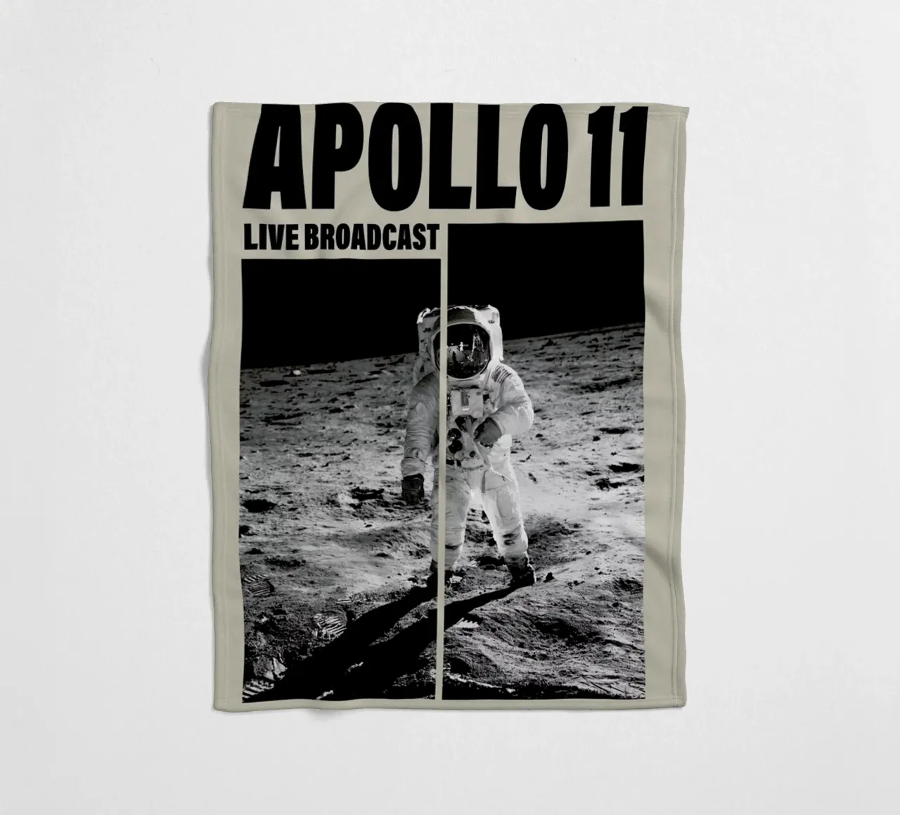 Apollo 11, Madison Square Garden coperta in pile da Vintage by JUNIQE