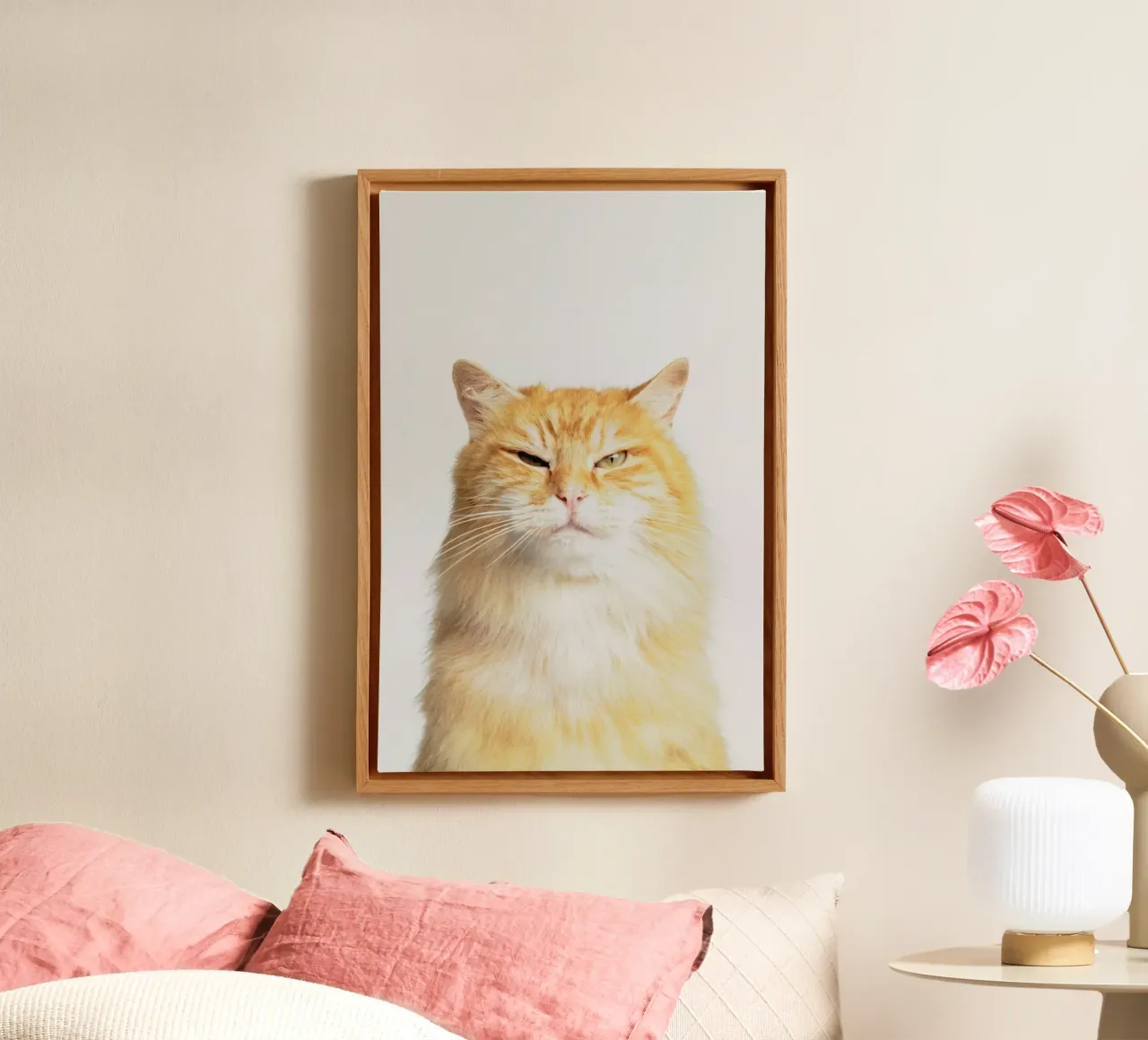 Scowl tela con Cornice a cassetta da Paws & Claws