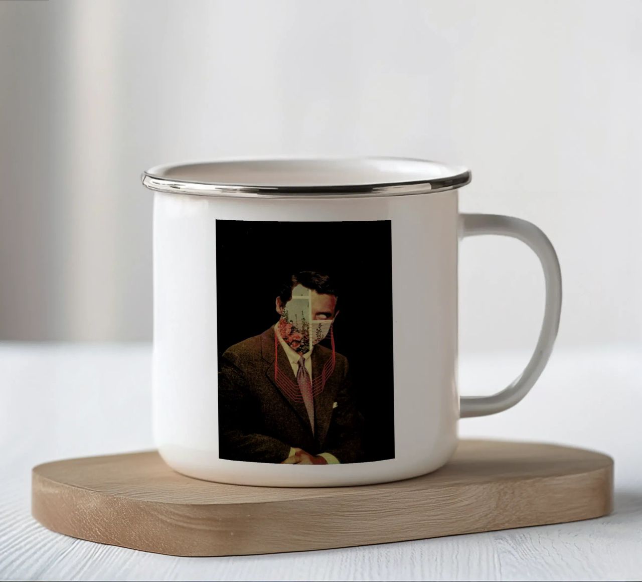Portrait tazza in smalto da Frank Moth