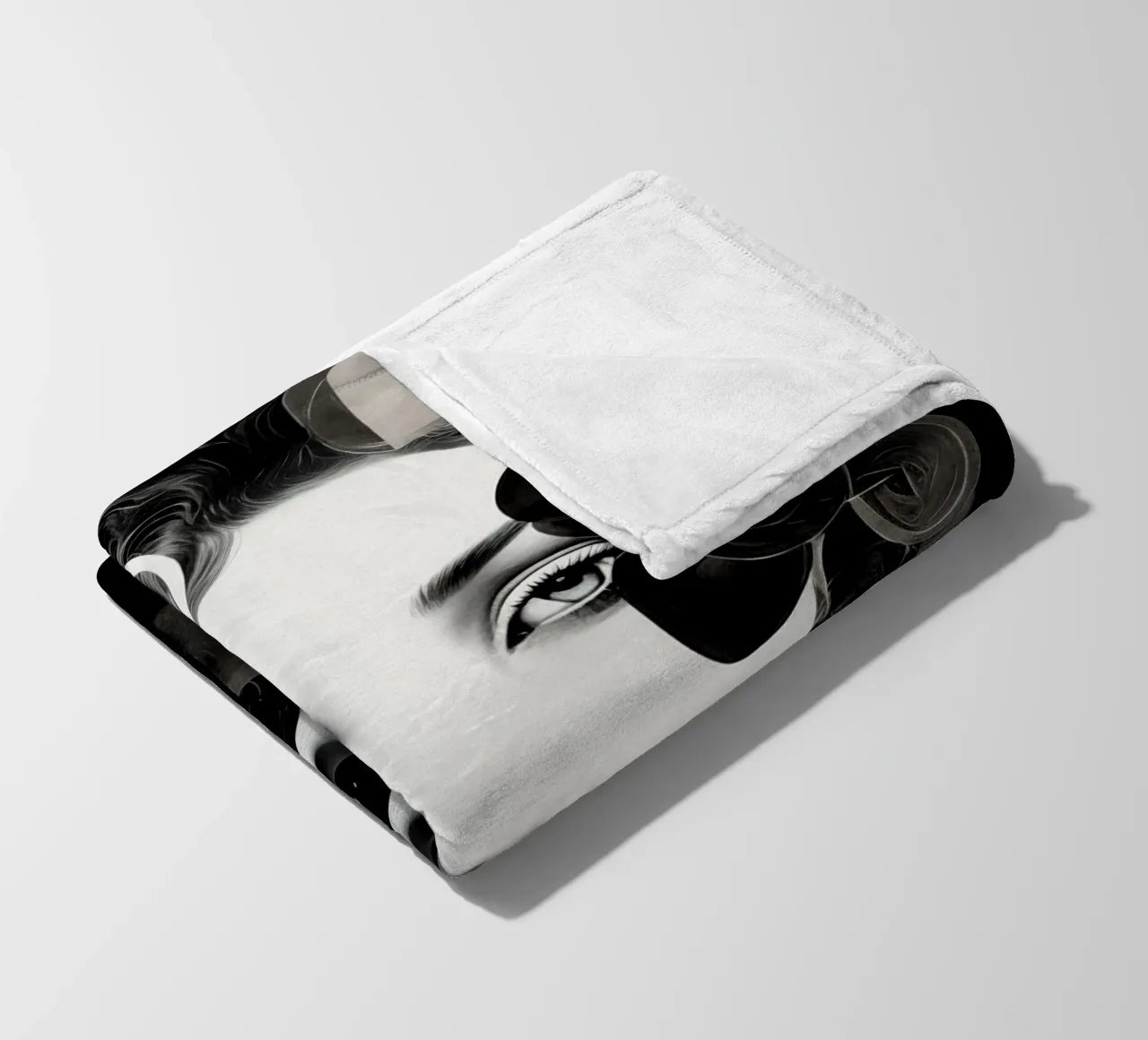 Volto astratto in bianco e nero coperta in pile da Imagine