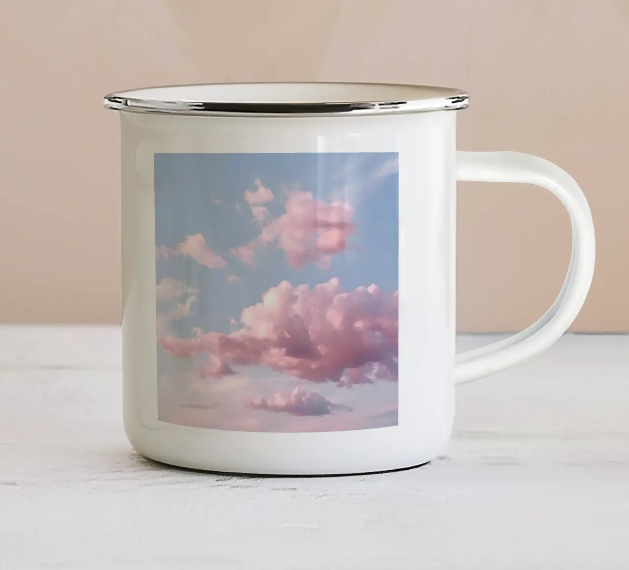 Nuvole di cotone serene tazza in smalto da Moon  Bloom