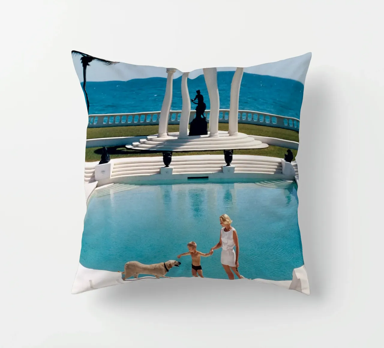 Bella piscina Slim aarons cuscino da Chrisvintage