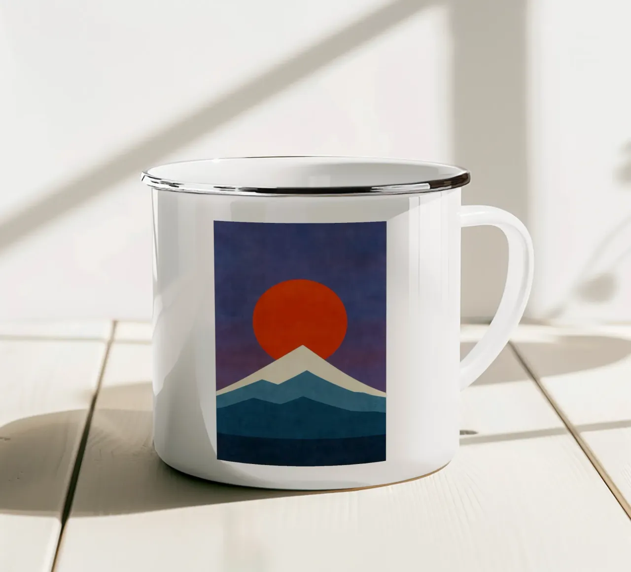 Fuji - Sole rosso, silenzio blu tazza in smalto da Affiches Soleil & Déco Lumineuse – Sunny
