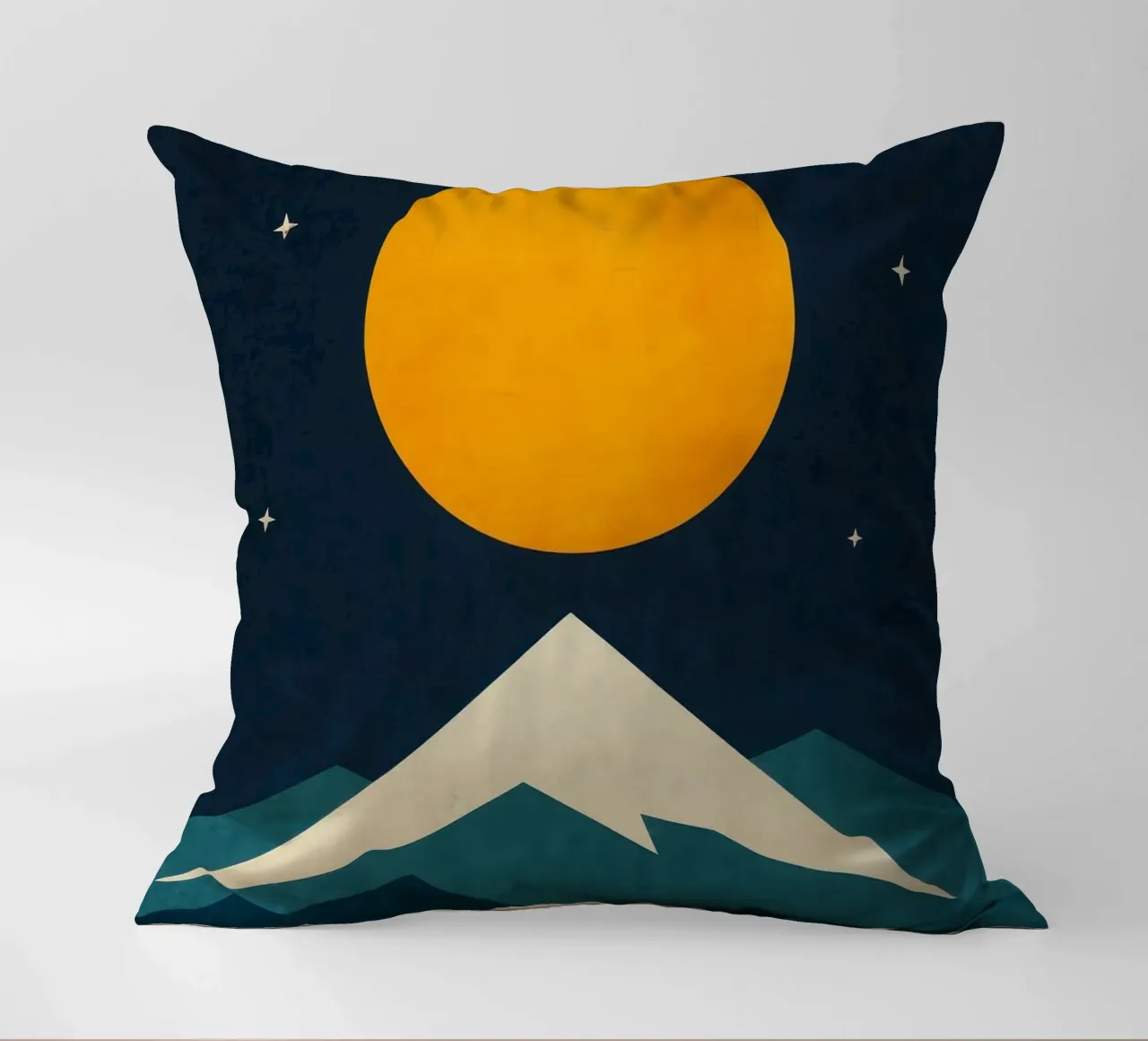 Fuji - Grafica notturna al chiaro di luna cuscino da Affiches Soleil & Déco Lumineuse – Sunny