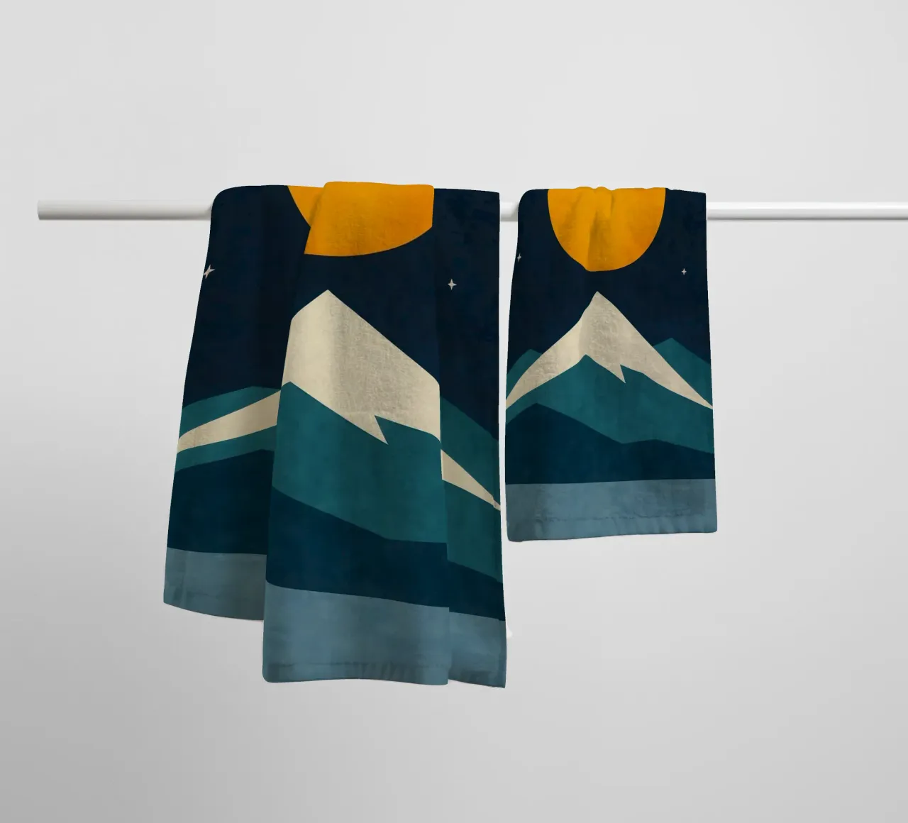 Fuji – Nuit Graphique au Clair de Lune serviette de bain de Affiches Soleil & Déco Lumineuse – Sunny