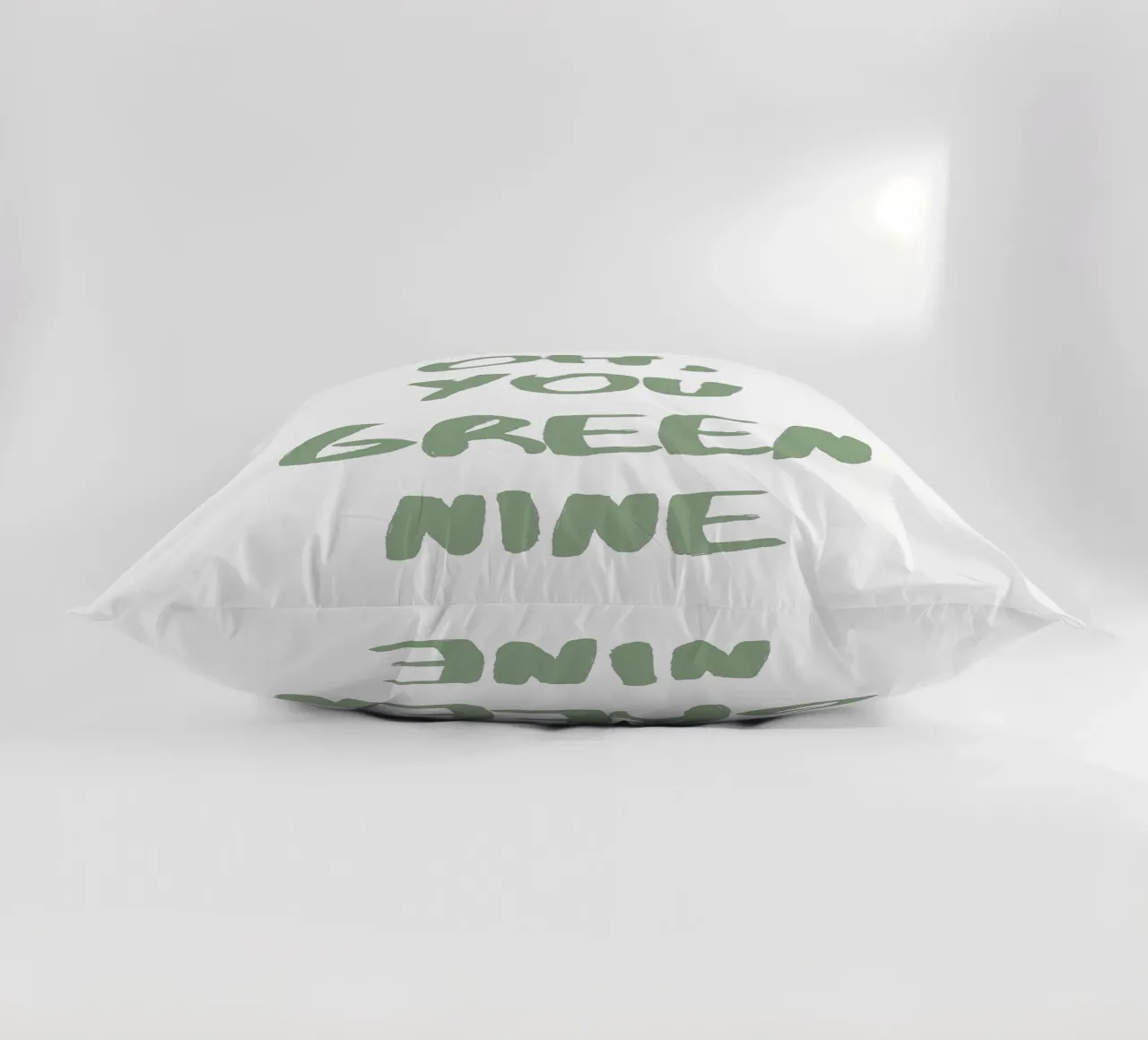 Oh Du Grüne Neune Denglisch cuscino da Typo Designs