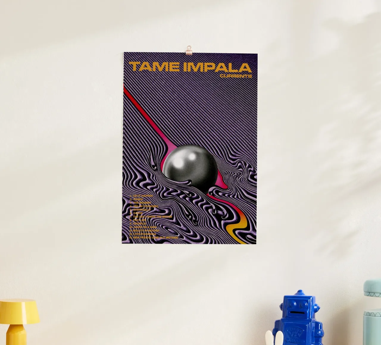 Tame Impala – Currents poster con telaio in alluminio da Attaboy Dsgn