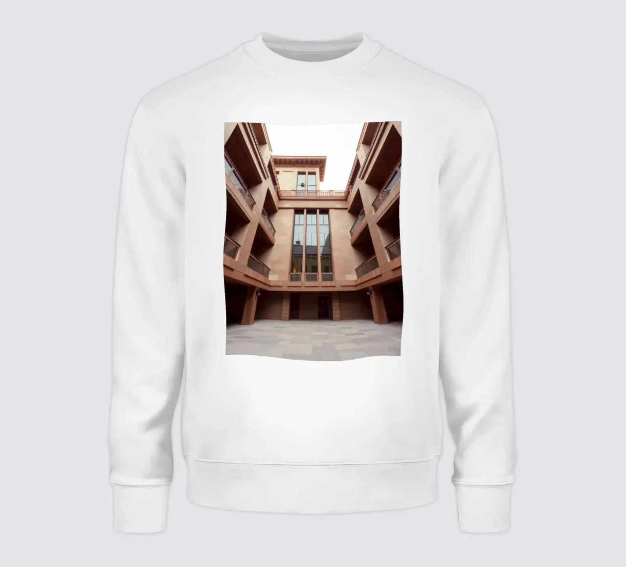 L'architettura moderna mette in mostra un cortile tranquillo felpa da DesignDoodle