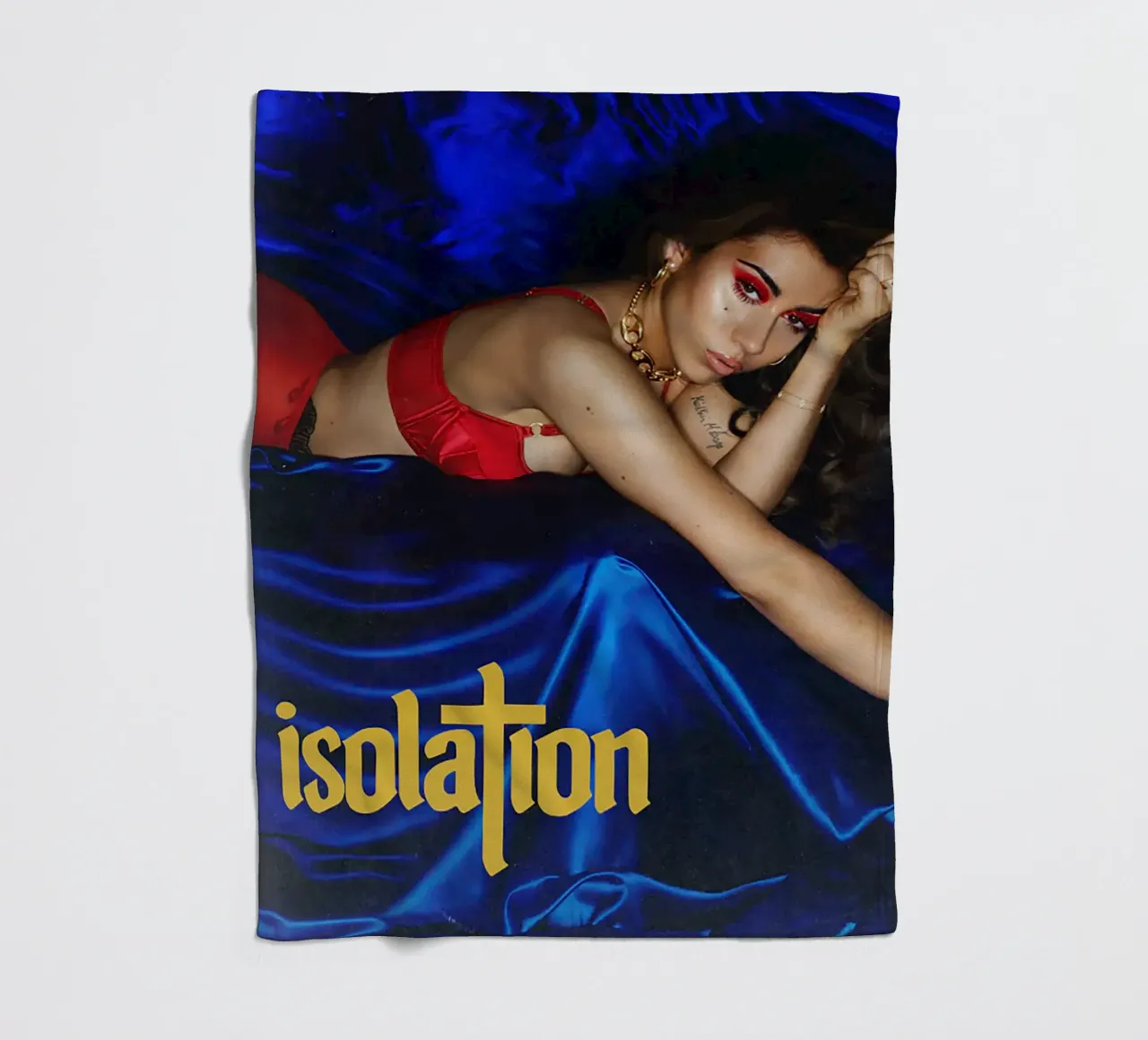 Isolation coperta in pile da Attaboy Dsgn