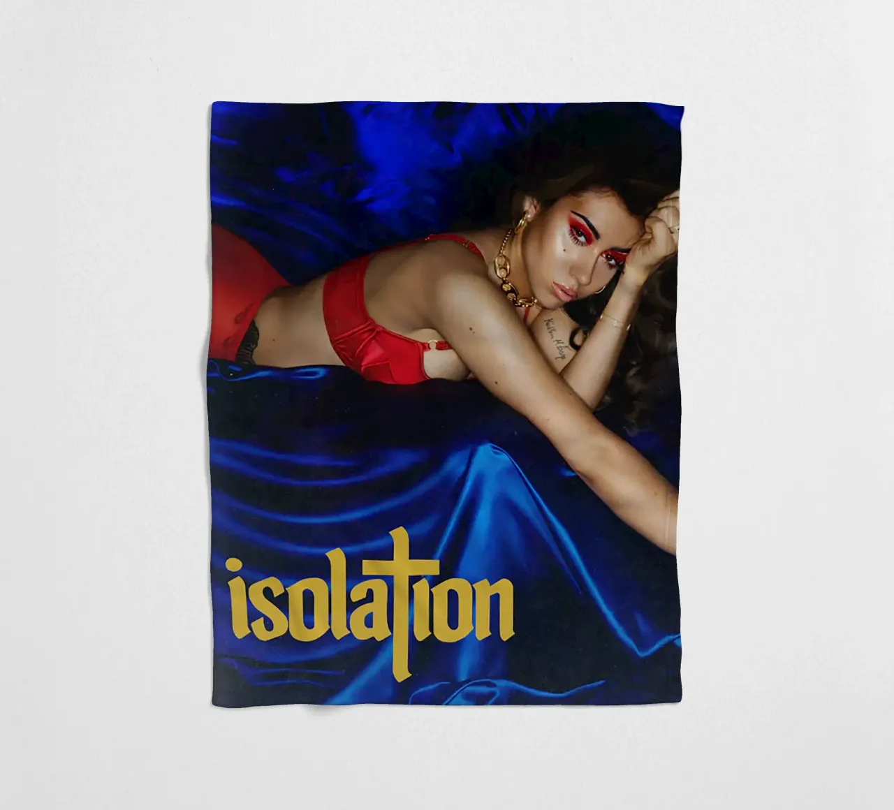 Isolation coperta in pile da Attaboy Dsgn