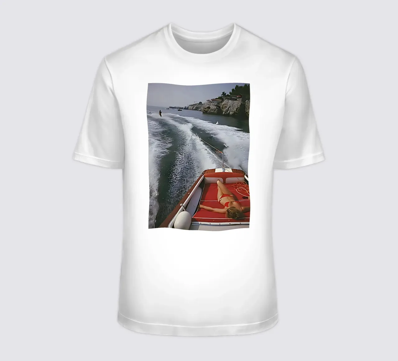 Tempo libero ad Antibes di Slim Aarons t-shirt da tokovictory