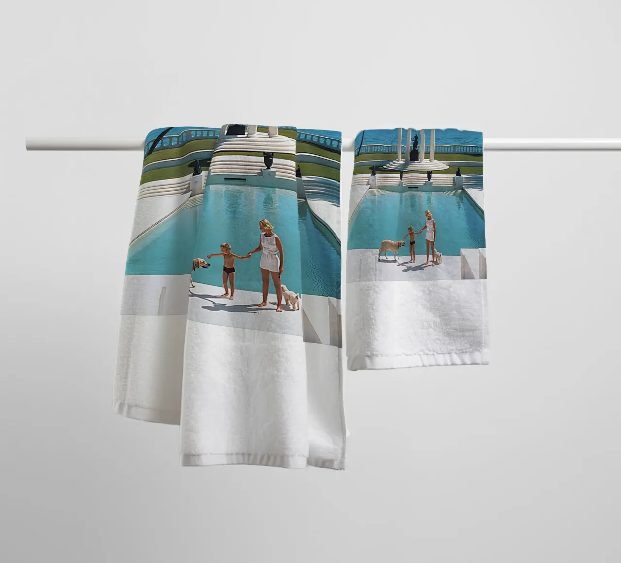 Nice Pool von Slim Aarons Handtuch von tokovictory
