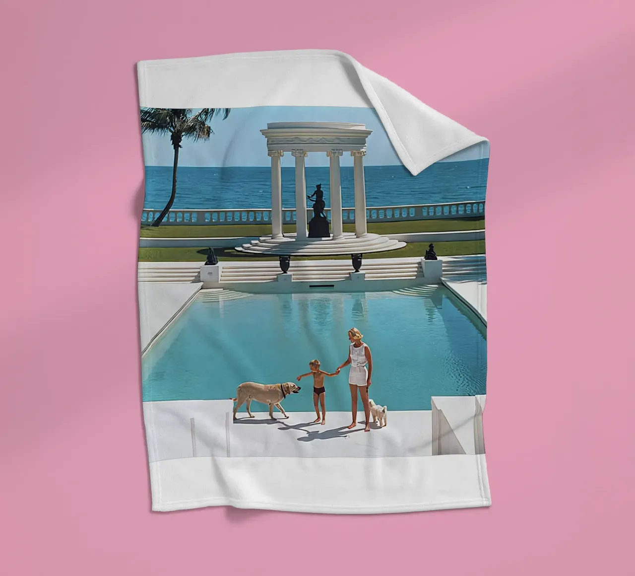 Nice Pool von Slim Aarons Fleecedecke von tokovictory