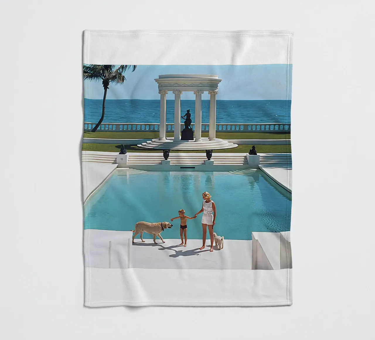 Nice Pool von Slim Aarons Fleecedecke von tokovictory
