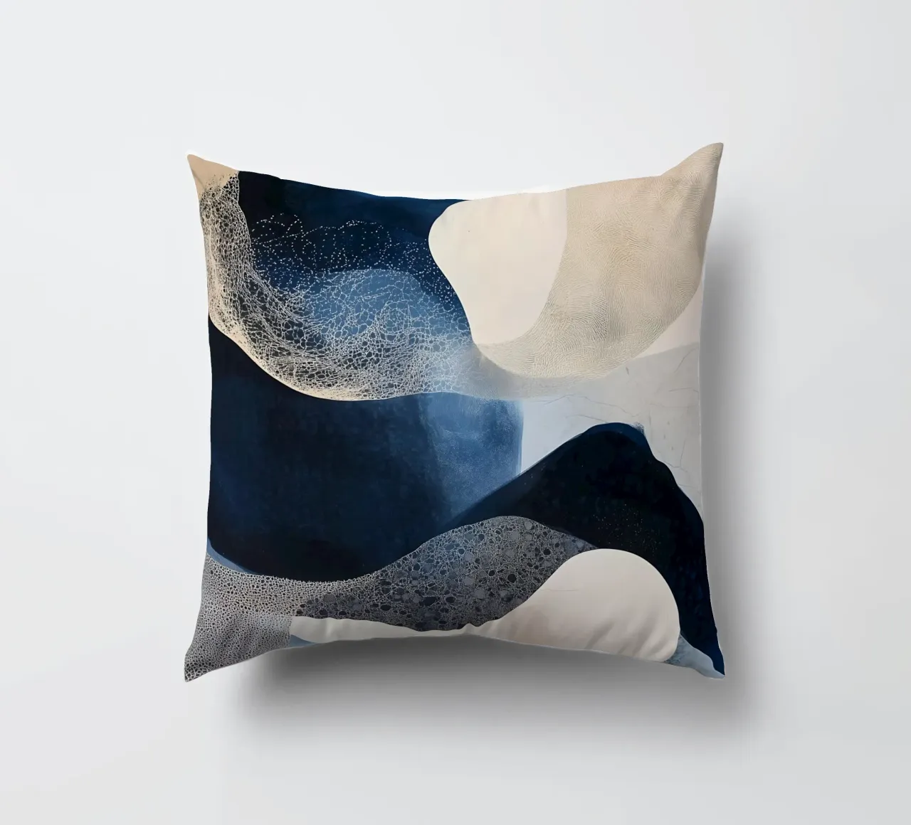Forme astratte blu due cuscino da LaylaOzHome