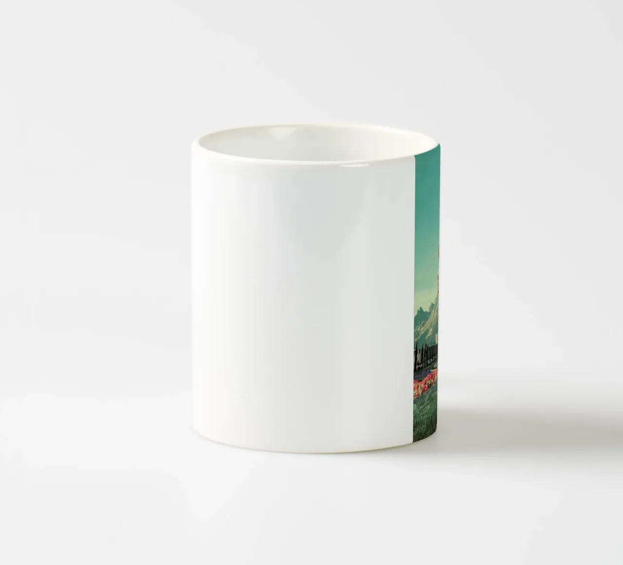 Enemy tazza in ceramica da Frank Moth