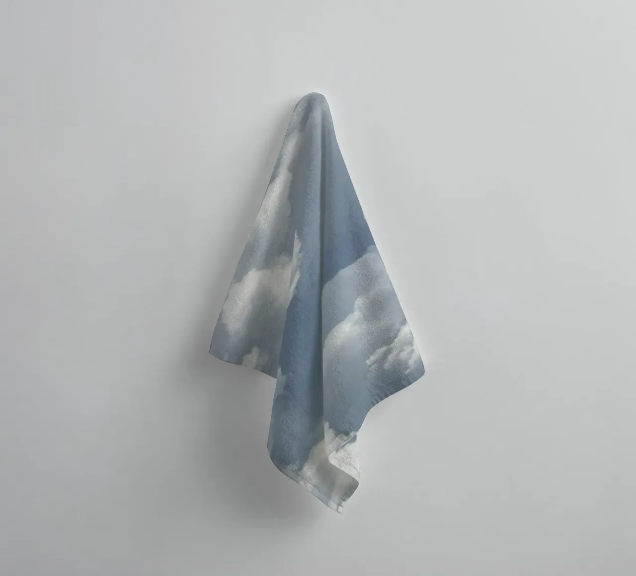 Cloudscape 2 badhanddoek van Nur Mut