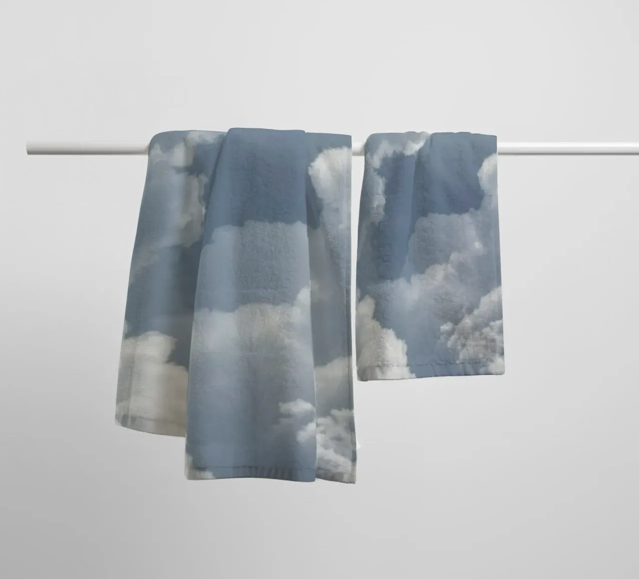 Cloudscape 2 badhanddoek van Nur Mut