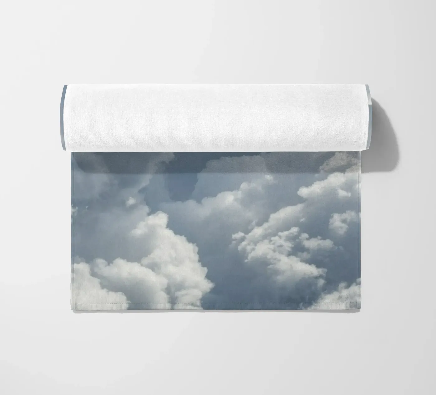 Cloudscape 2 serviette de plage de Nur Mut
