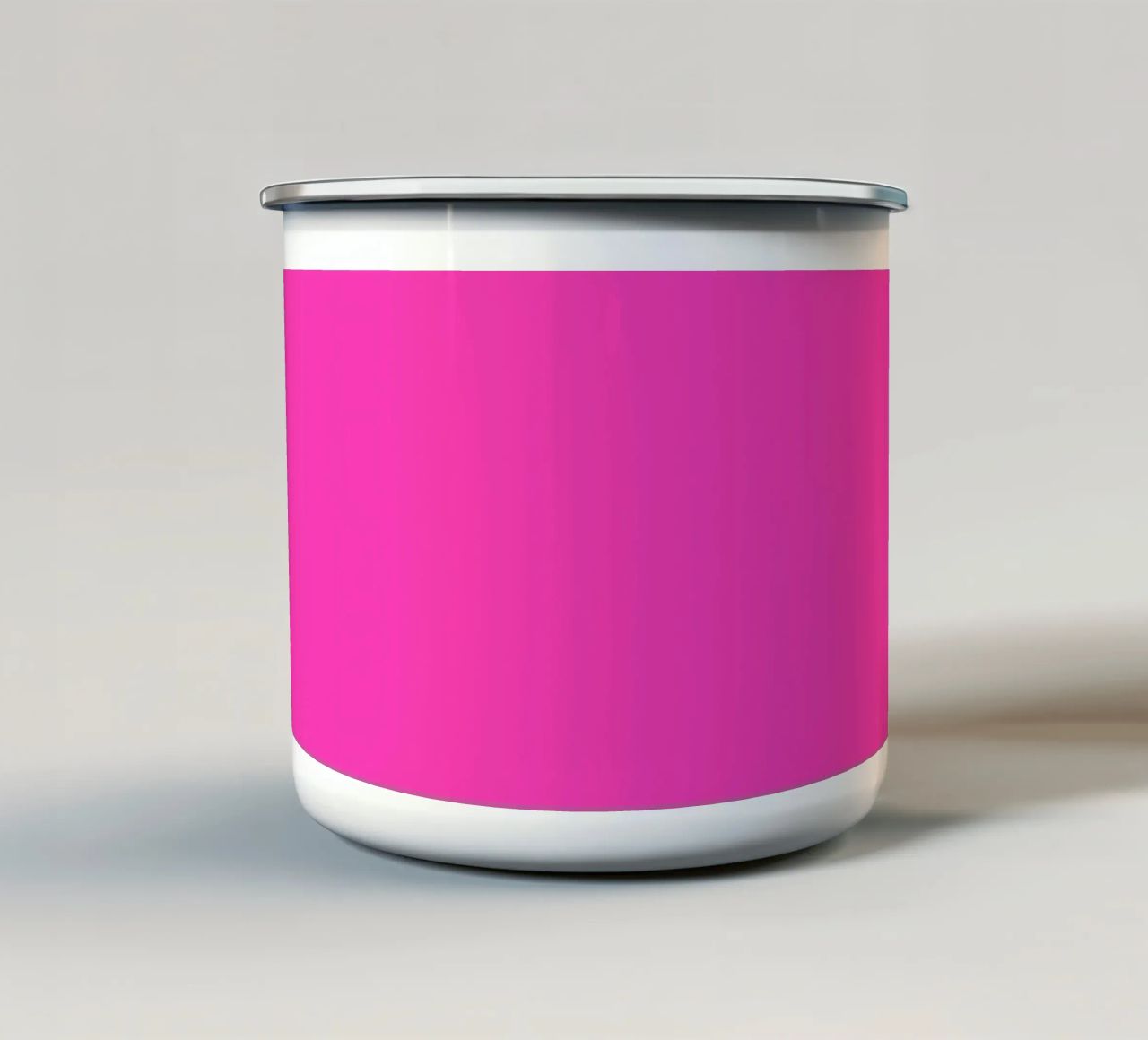 Spot III tazza in smalto da Rose Beck Art