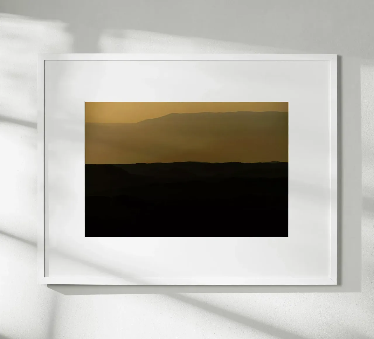 Sunrise Over Ramon Crater #2 poster con telaio in legno da Tal Paz-Fridman