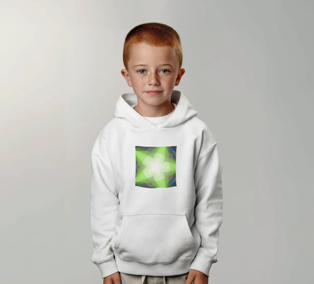 Étoile à 5 branches avec décorations multicolores, dans des nuances de vert sweat à capuche enfant de Gürsel Yesil Digital Art