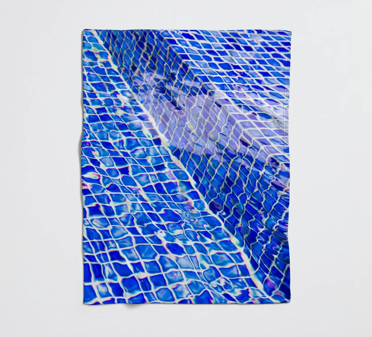 Pool #2 fleecedeken van rafael campezato